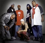 D12